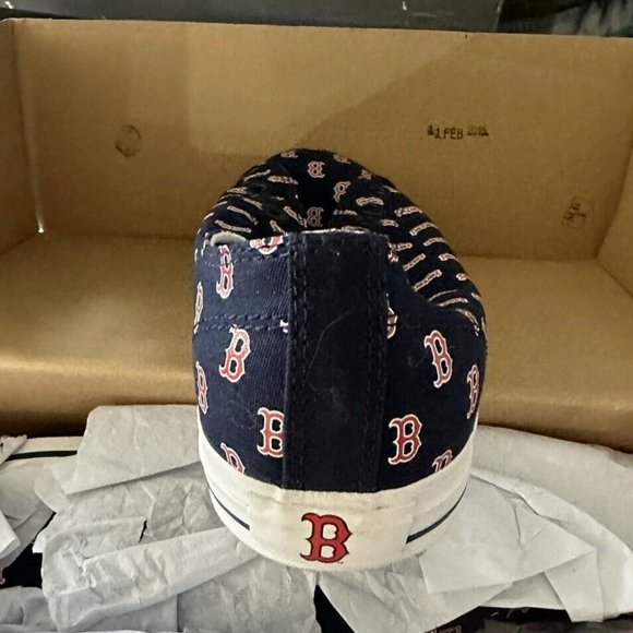 NWT BOSTON RED SOX SNEAKERS ROW ONE MENS SIZE US 11 UK 10 EUR 44.5 NAVY LOGO - Picture 3 of 3